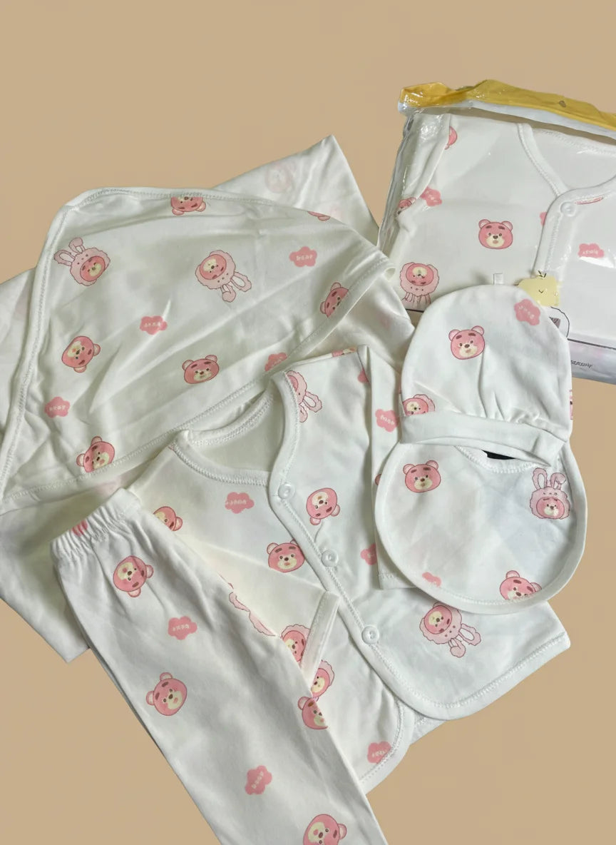 Premium Imported Newborn Baby Gift Set" 0-6 M